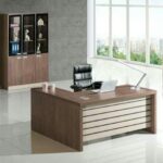 1.6 Metres Exclusive Office Table With Extension And Mobile Drawer