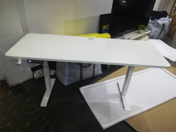 Adjustable Height Electric Standing Desk(1.2mtr) - Image 9