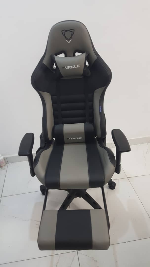 Furgle Gaming Chair With Foot Rest - Image 15