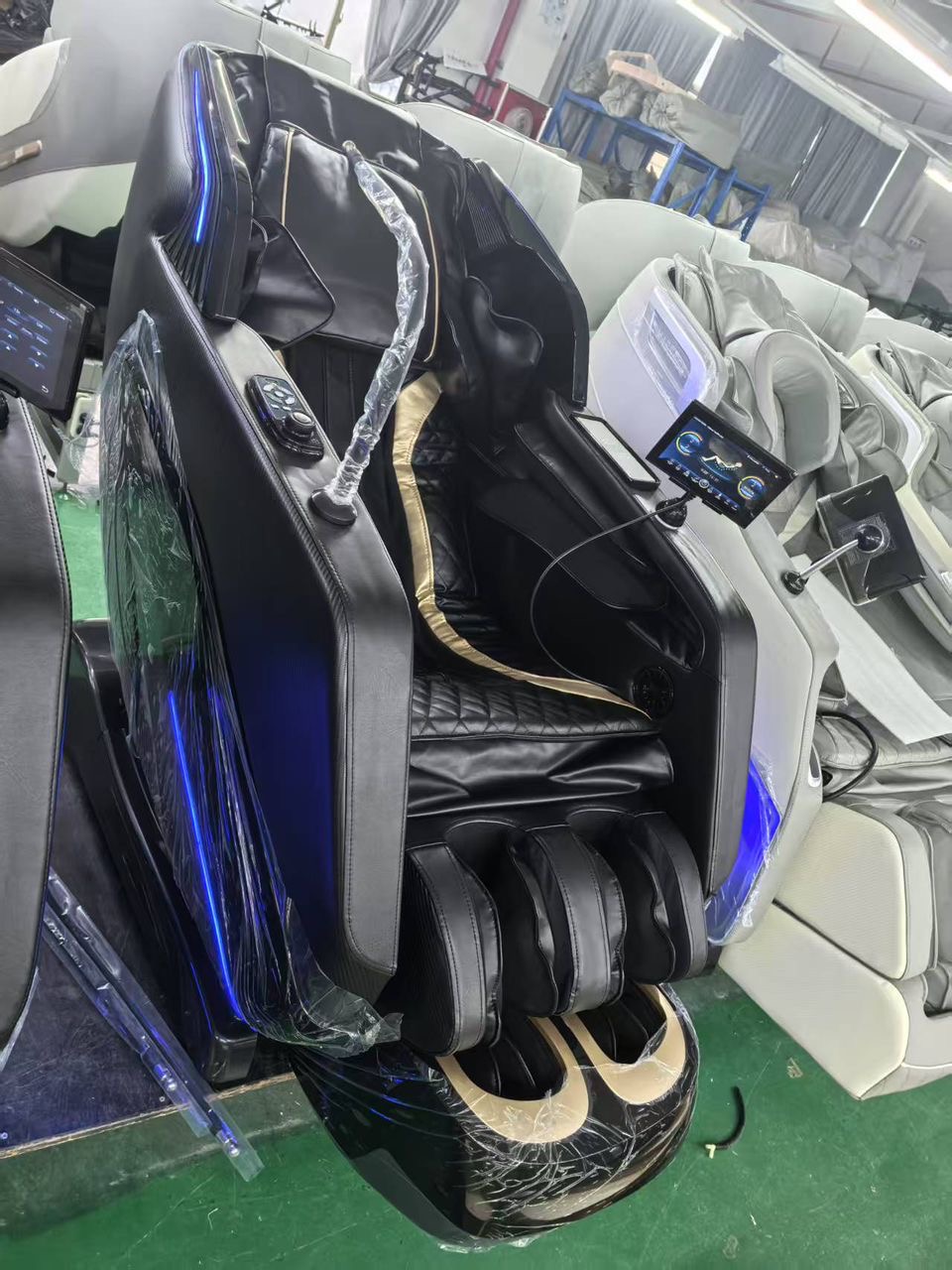 Massage Chair - Full Body Zero Gravity Recliner with Multi Auto Modes - Image 3