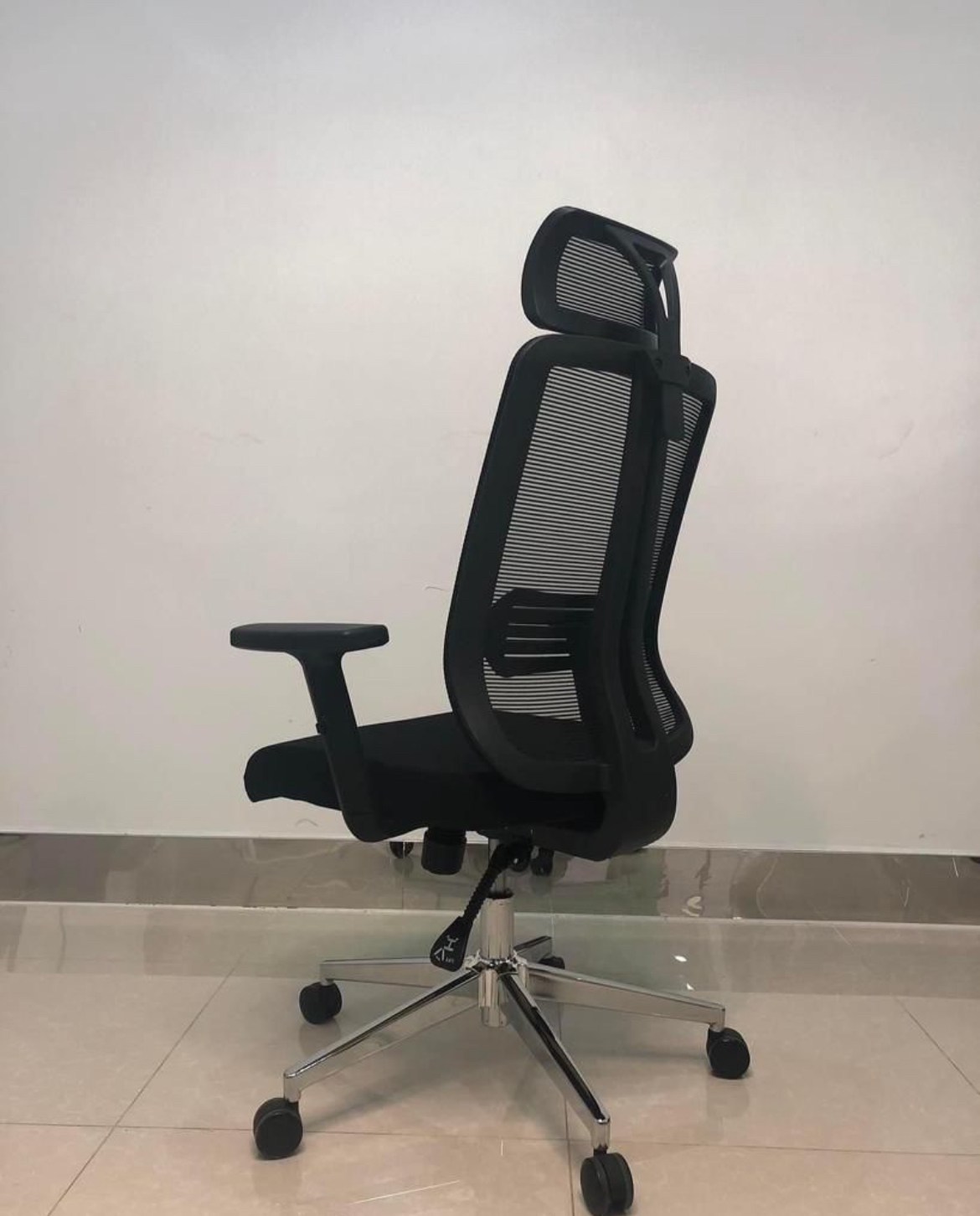 Executive Office Chair - Image 2